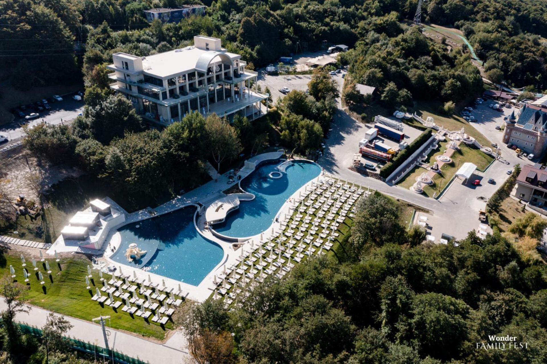 Wonderland Cluj Resort Feleacu Extérieur photo